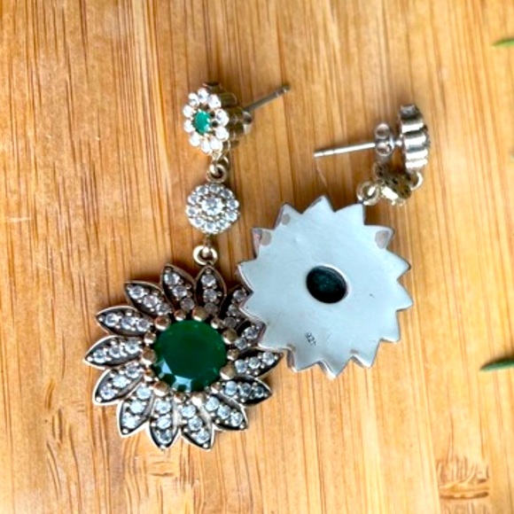 925 Sterling Silver, Emerald &Topaz drop Earrings - Picture 5 of 10